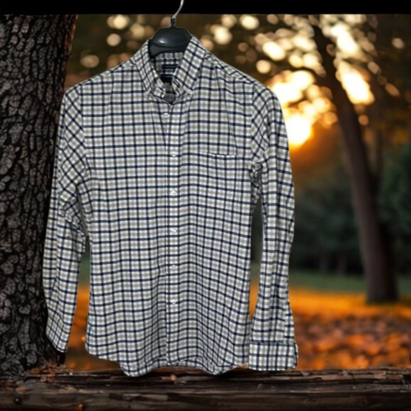Saddlebred Oxford  Shirt .Men’s Blue, Tan and White Casual Button Down Shirt - Picture 1 of 9
